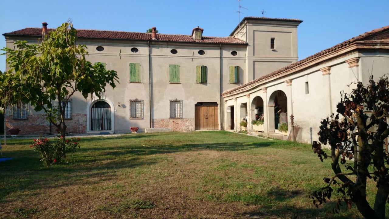 Corte Margherita Bed & Breakfast Motteggiana Bagian luar foto