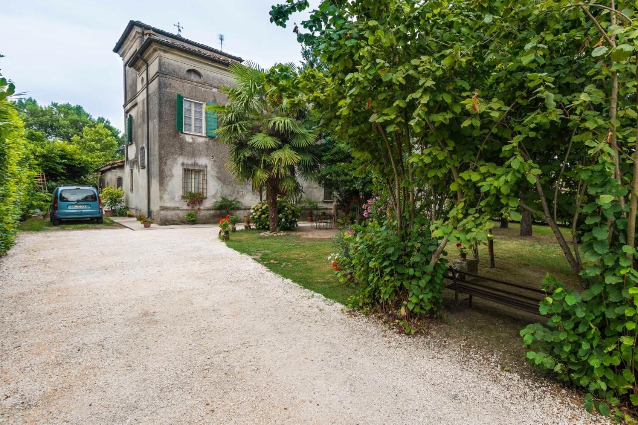 Corte Margherita Bed & Breakfast Motteggiana Bagian luar foto